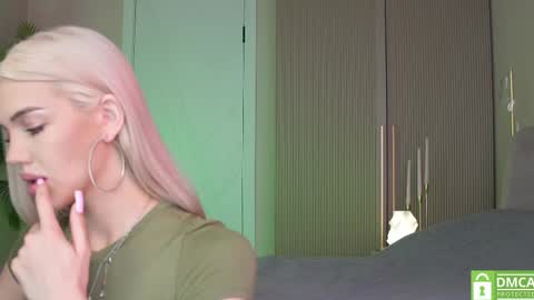 Mila and u can call me sweet bunny online show from 05.29.26