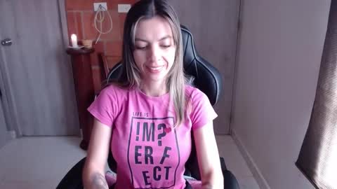 milacoxx8819 online show from 01.30.25