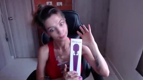 milacoxx8819 online show from 02.01.25