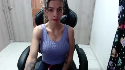 milacoxx8819 online show from 02.28.25
