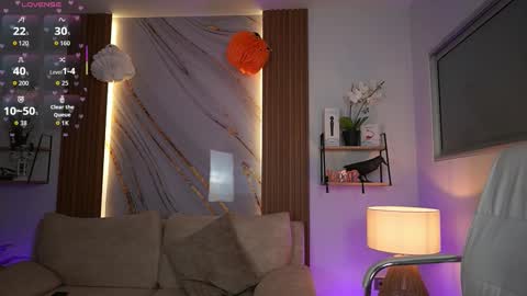 Snapshot of milacrave chatting on 10.30.25 milacrave online show from 10.30.25