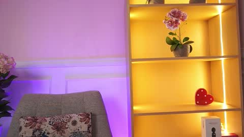 milacrave online show from 03.02.26