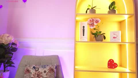 milacrave online show from 03.10.26