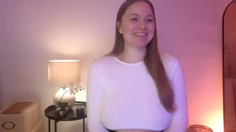 Mila Fleur online show from 02.01.25