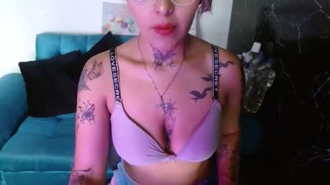 Snapshot of milafuckass chatting on 10.20.25 milafuckass online show from 10.20.25