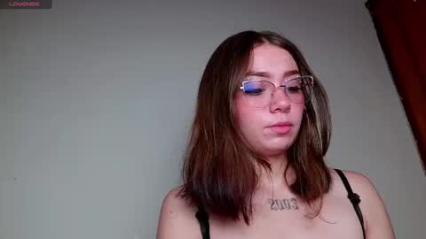 Snapshot of milafyre chatting on 10.07.25 valery online show from 10.07.25