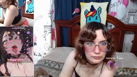 Mila-Lunala online show from 11.10.25