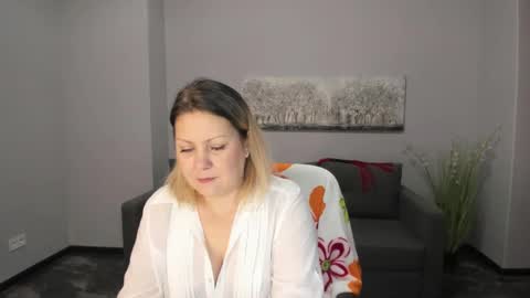 Milana online show from 01.10.25