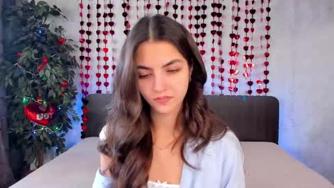 Milana online show from 02.11.25