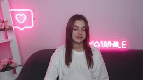 milanaangelas online show from 12.13.24