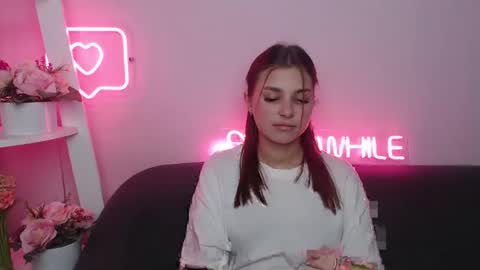 milanaangelas online show from 01.10.25