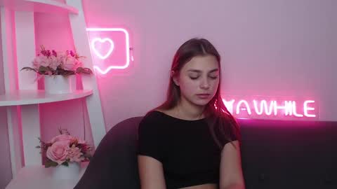 milanaangelas online show from 02.23.25