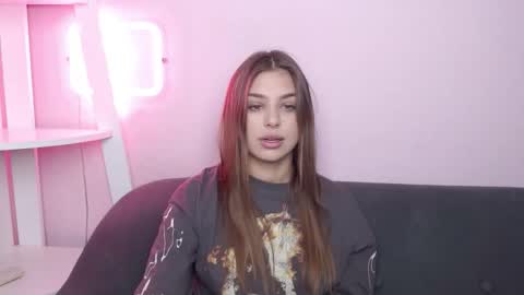 Snapshot of milanaangelas chatting on 02.16.26 milanaangelas online show from 02.16.26