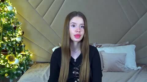 MilanaBalmain online show from 12.15.24