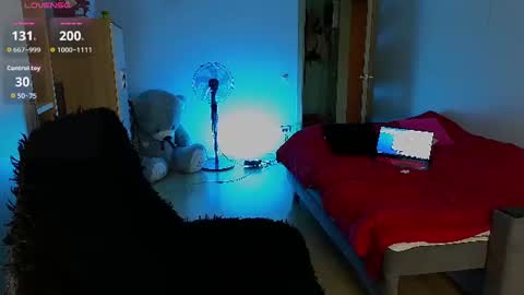 Snapshot of milanafox_ chatting on 06.20.26 Lana online show from 06.20.26