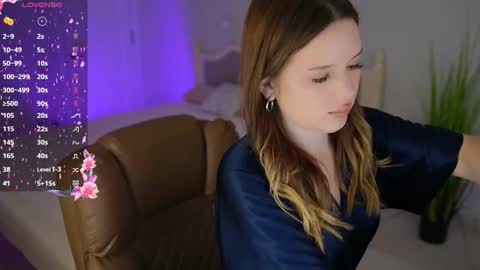 milanamoons online show from 03.19.26