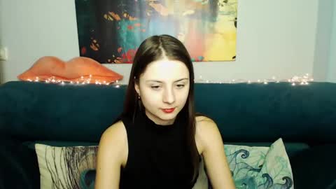 milanaroz online show from 12.15.24