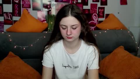 milanaroz online show from 11.01.25