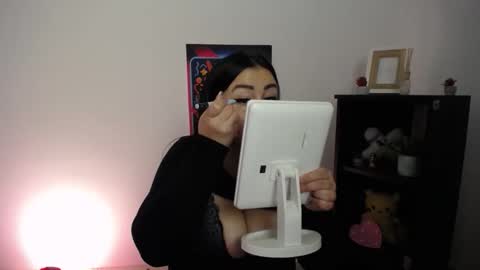 milania_milaa online show from 10.10.25