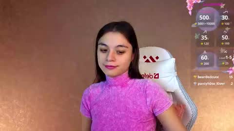 Snapshot of milaniamoonshade chatting on 10.08.25 Milana online show from 10.08.25