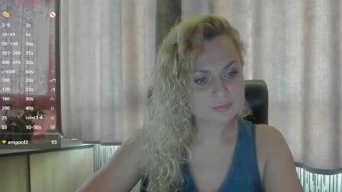 Snapshot of milanna_x chatting on 09.11.25 milanna_x online show from 09.11.25