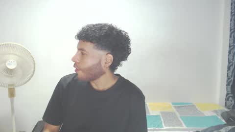 Snapshot of milano1130 chatting on 03.22.26 milano1130 online show from 03.22.26