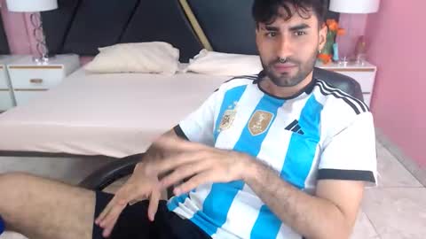 milanzaire online show from 10.15.25