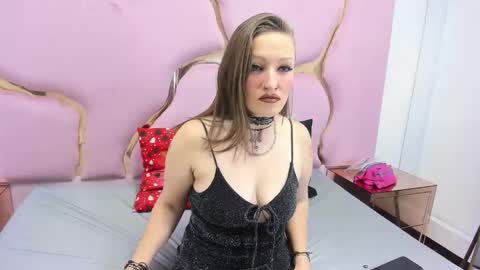 Mila  online show from 12.22.25