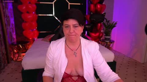 Snapshot of milaskyy chatting on 02.16.25 milaskyy online show from 02.16.25