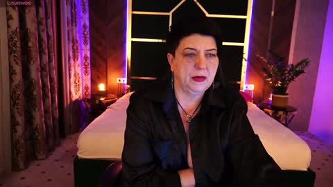 Snapshot of milaskyy chatting on 03.08.25 milaskyy online show from 03.08.25