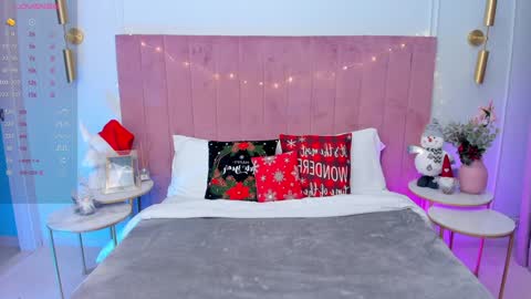 Mia online show from 12.11.24