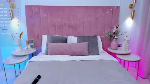 Mia online show from 03.08.25