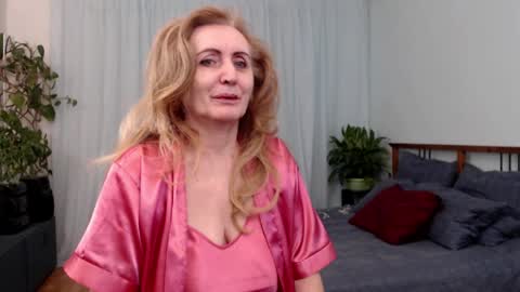 Mila online show from 12.14.25