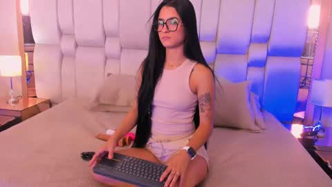 Milawink online show from 07.15.26