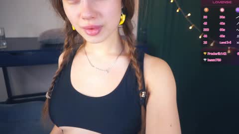 Mila online show from 12.05.24