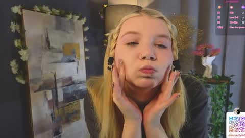 Mila online show from 02.09.25