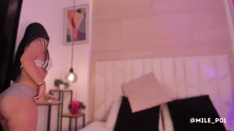 M I L E  online show from 10.14.25