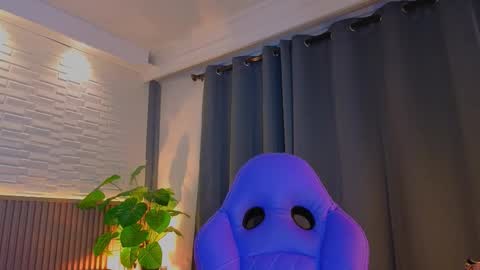 milena_lawson online show from 09.25.25