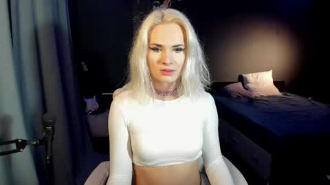 Milena online show from 02.10.25