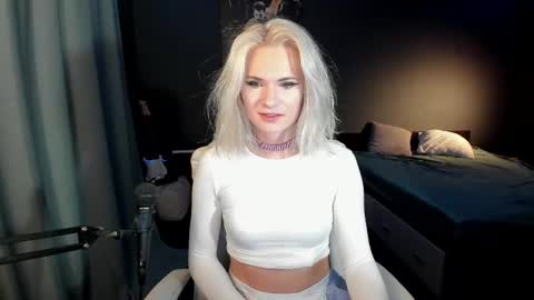 Milena online show from 02.11.25