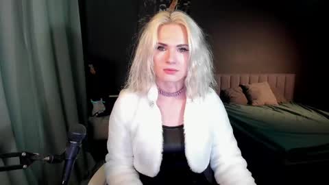 Milena online show from 02.16.25