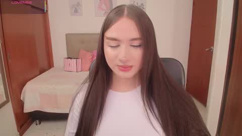 Miley online show from 12.20.25