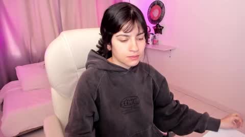  IEY EY  online show from 09.15.25