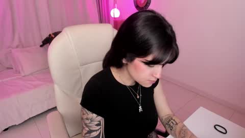  IEY EY  online show from 10.16.25