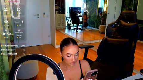 Snapshot of mileysin chatting on 05.05.26 Miley Sin online show from 05.05.26
