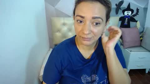 milf_hugeboobs online show from 11.01.25