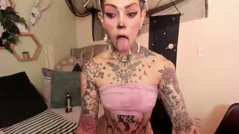 Isabella online show from 02.19.26