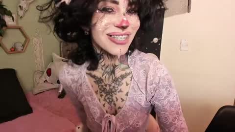Snapshot of milf_onlyseduction chatting on 04.29.26 Isabella online show from 04.29.26