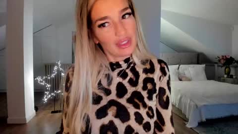 Ingrid online show from 12.19.25