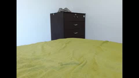 Snapshot of milfevha chatting on 10.25.25 milfevha online show from 10.25.25